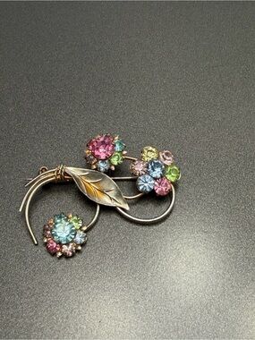 Vintage Multicolor Floral Brooch - #cz150